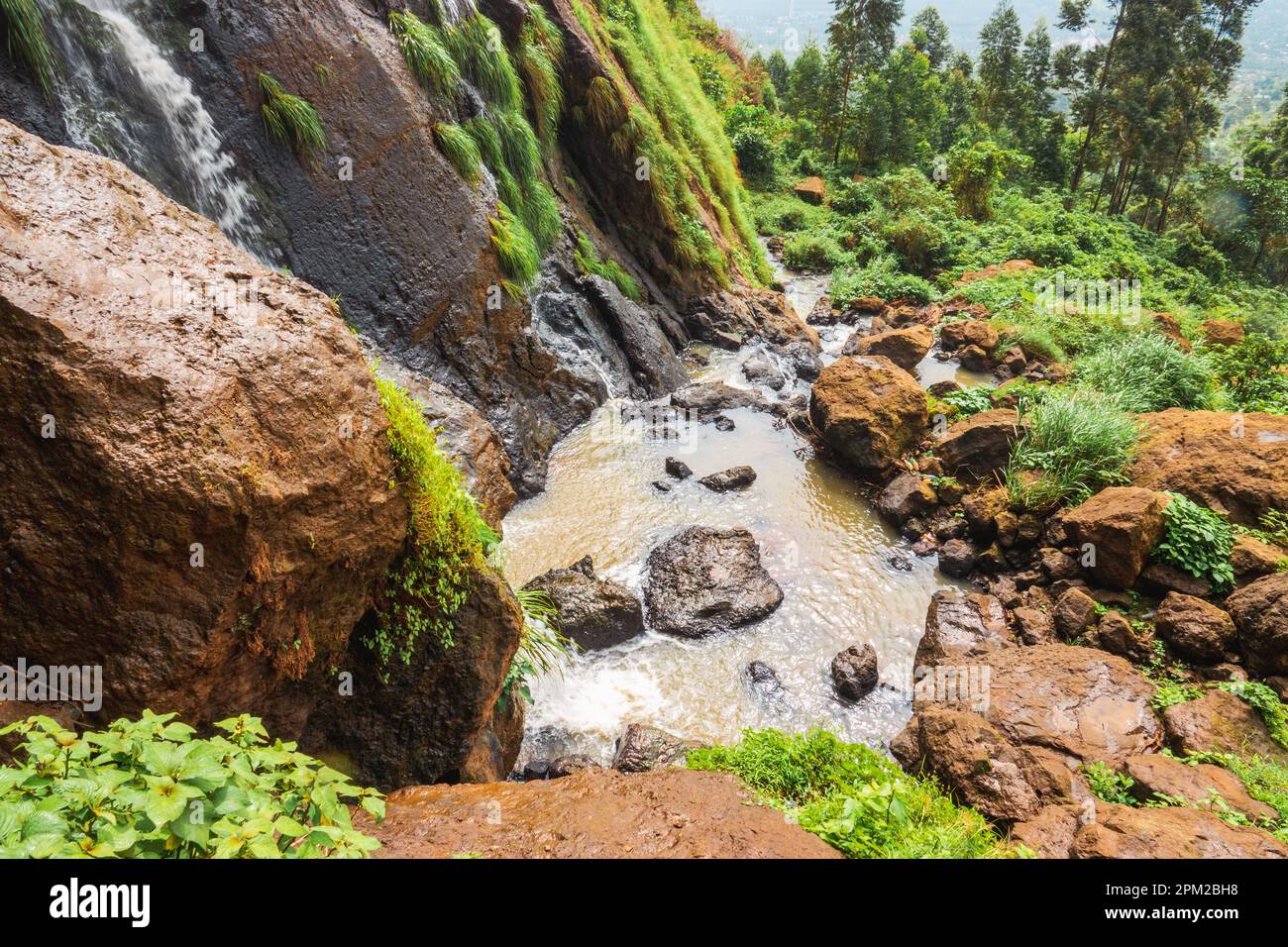 Vista panoramica della cascata di Wanale a Mount Elgon, Mbale, Uganda Foto Stock