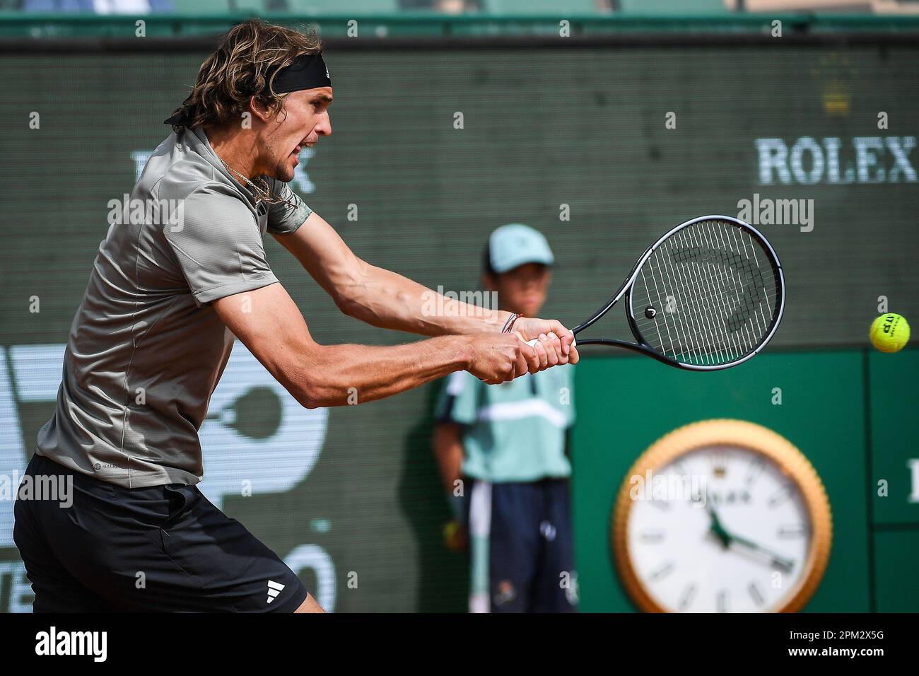 Alexander ZVEREV di Germania durante il Rolex Monte-Carlo, ATP Masters 1000 tennis evento il 11 aprile 2023 al Monte-Carlo Country Club di Roquebrune Cap Martin, Francia - Foto Matthieu Mirville / DPI Foto Stock