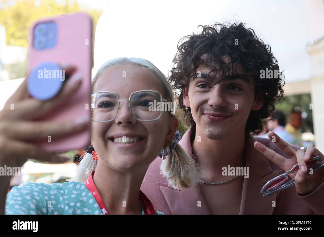 VENEZIA, ITALIA - 07 SETTEMBRE: Jack Dylan Grazer arriva all'Hotel Excelsior in occasione del 79th° Festival del Cinema di Venezia, il 07 settembre 2022 Foto Stock