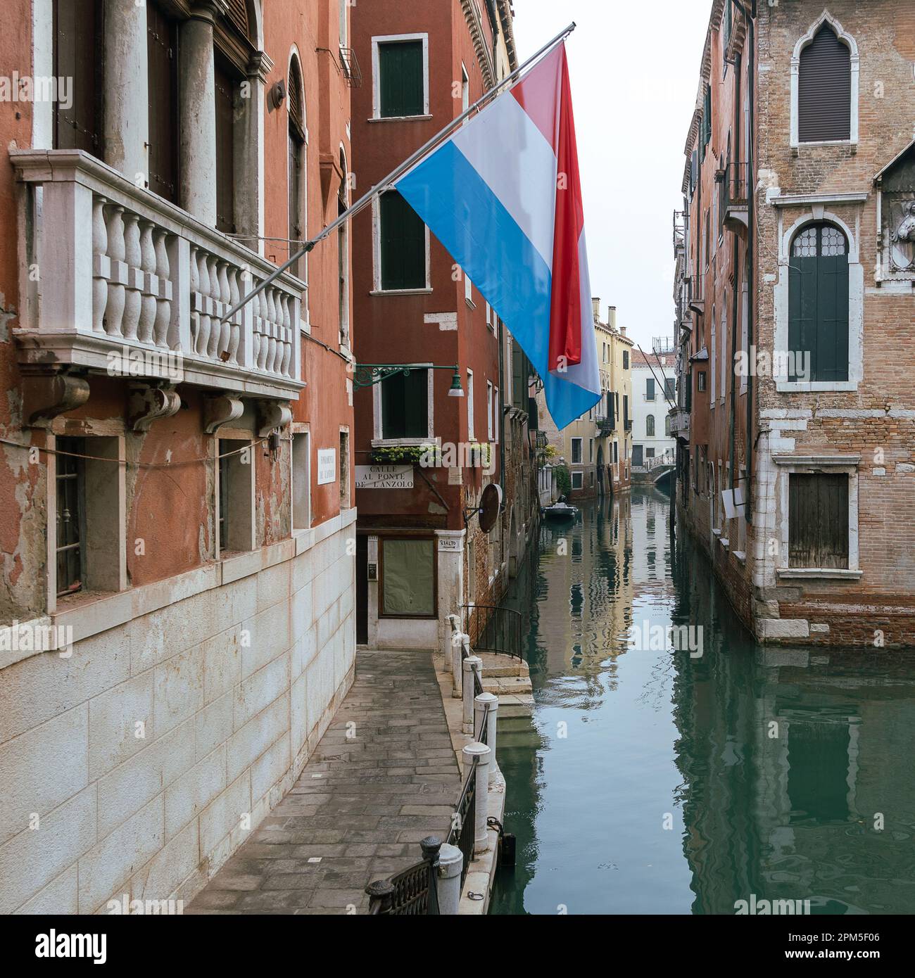 Vista panoramica su antichi edifici di Venezia Foto Stock