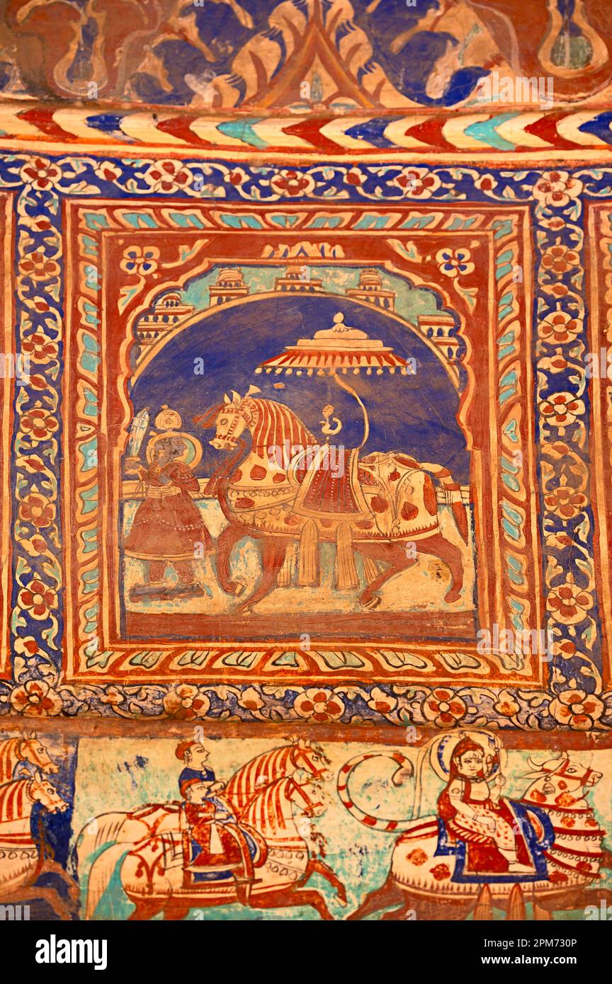 Dipinti mitologici sulla cupola del soffitto di Seth RAM Gopal Poddar Chhatri. 500 murales raffiguranti vite di Lord RAM e Lord Krishna, costruiti 150 anni fa Foto Stock