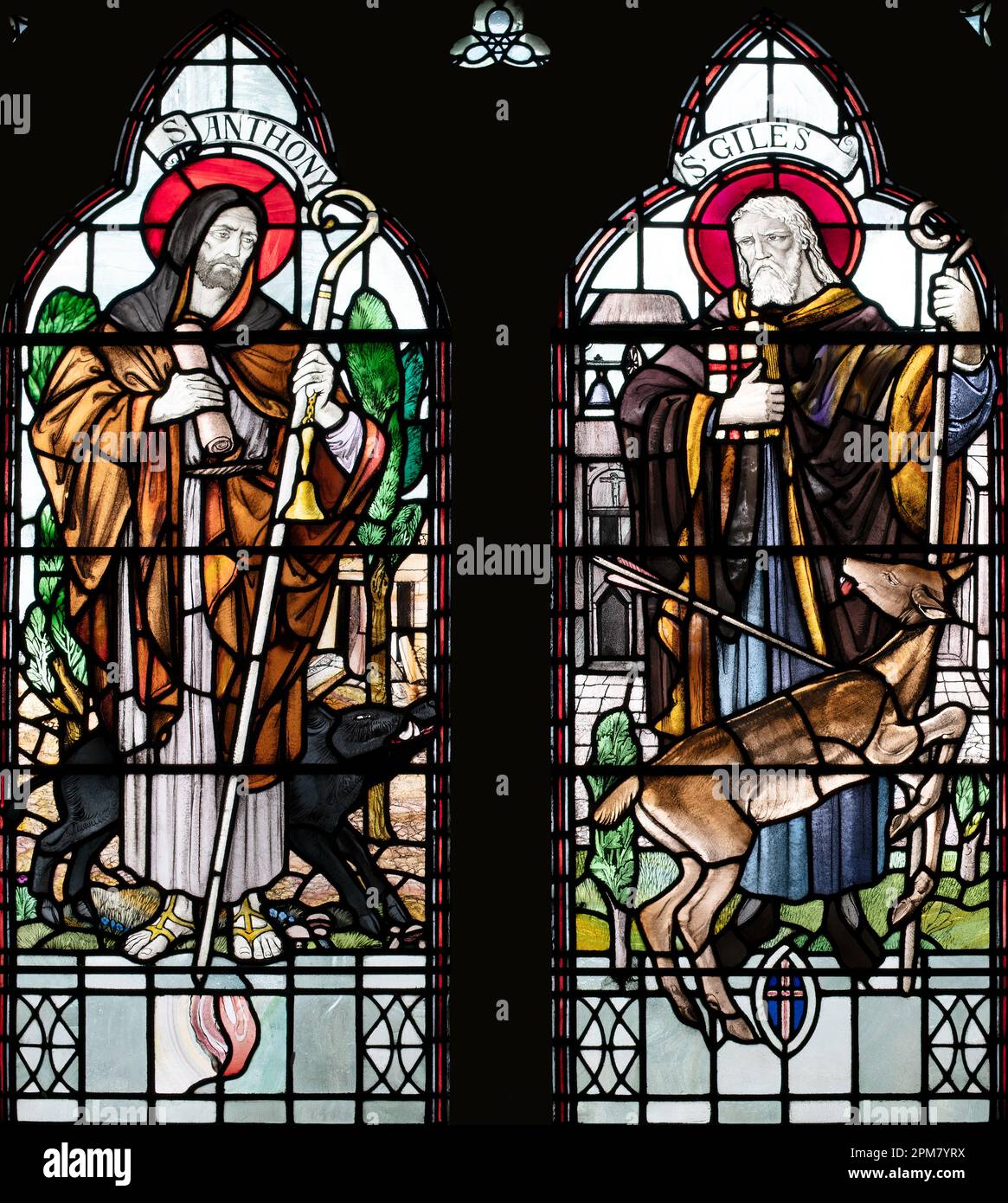 Santi Anthony e Giles (venerati eremiti religiosi) raffigurati da Edward Woore (1937) nella Chiesa di Santa Maria e tutti i Santi, Whalley, Lancashire, Regno Unito Foto Stock