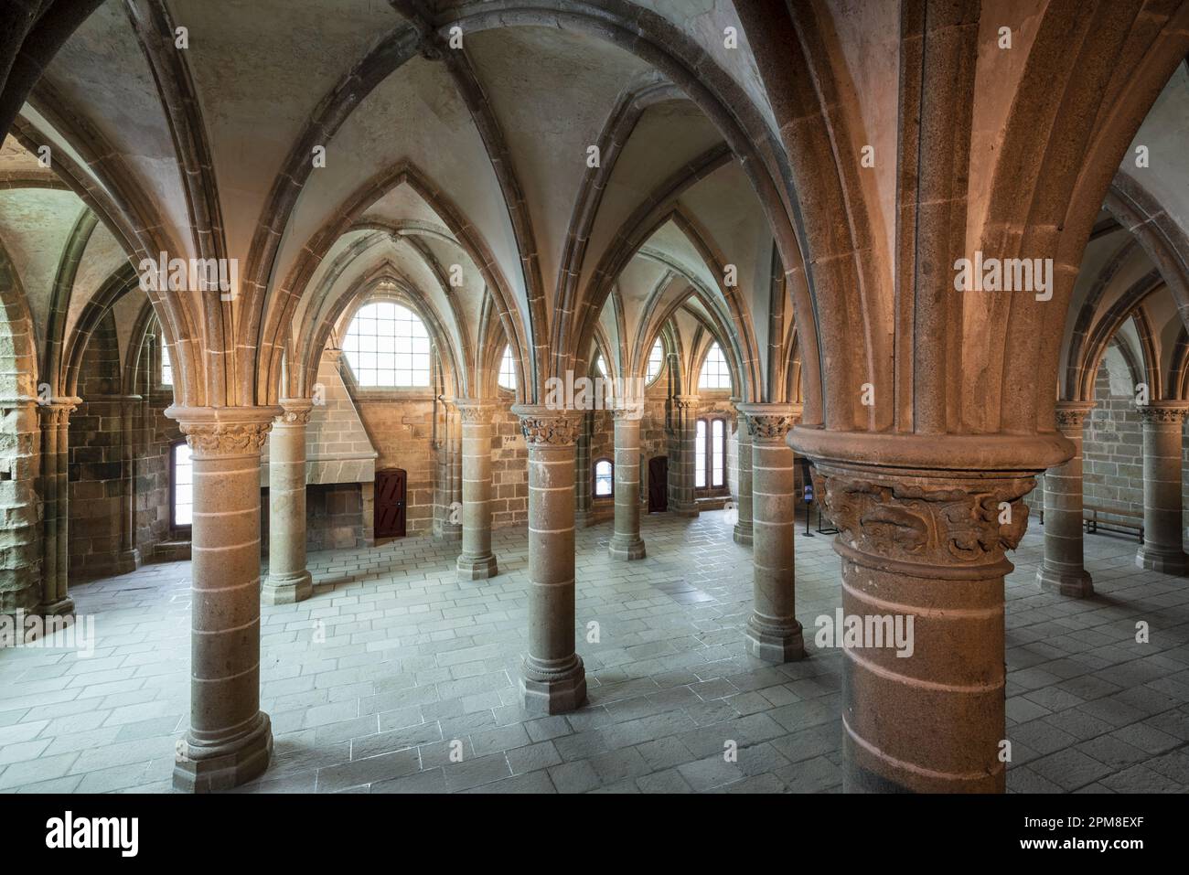 Francia, Manica, Baia di Mont Saint Michel, Patrimonio Mondiale dell'UNESCO, Abbazia di Mont Saint Michel, la sala cavalieri Foto Stock