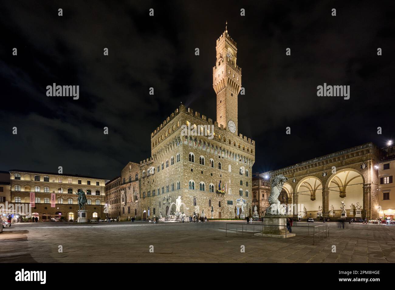 Foto notturna di Palazzo Vecchio, Piazza della Signoria, Firenze, Toscana, Italia Foto Stock