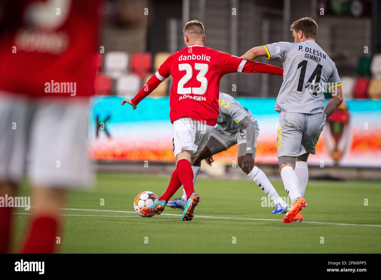 Silkeborg, Danimarca. 11th Apr, 2023. Tonni Adamsen (23) di Silkeborg SE visto durante il Superliga match 3F tra Silkeborg IF e AC Horsens al Jysk Park di Silkeborg. (Photo Credit: Gonzales Photo/Alamy Live News Foto Stock