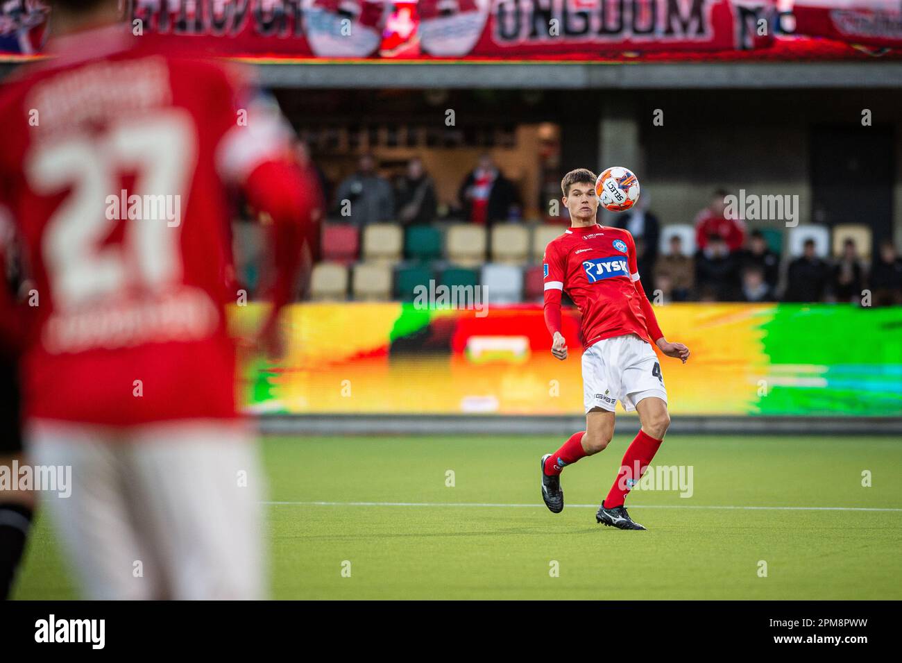 Silkeborg, Danimarca. 11th Apr, 2023. Alexander Busch (40) di Silkeborg SE visto durante l'incontro Superliga del 3F tra Silkeborg IF e AC Horsens al Jysk Park di Silkeborg. (Photo Credit: Gonzales Photo/Alamy Live News Foto Stock