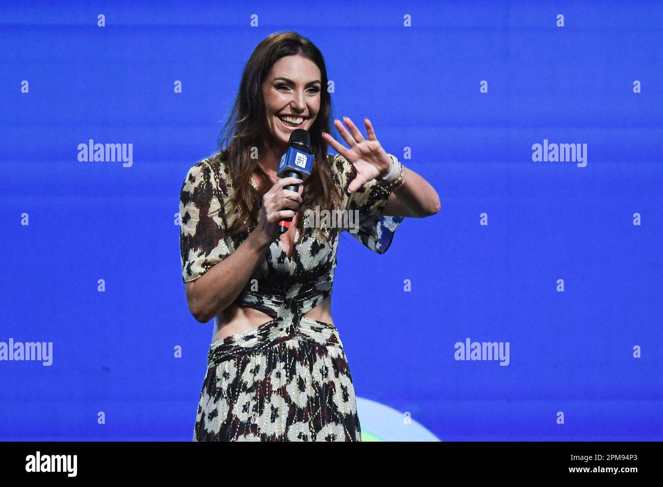 Rio, Brasile - 10 aprile 2023, presentatore Glenda Kozlowski durante la cerimonia di premiazione del Campionato Carioca 2023 Foto Stock