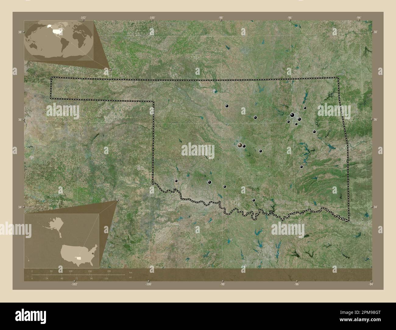 Oklahoma, stato degli Stati Uniti d'America. Mappa satellitare ad alta risoluzione. Posizioni delle principali città della regione. Mappe delle posizioni ausiliarie degli angoli Foto Stock
