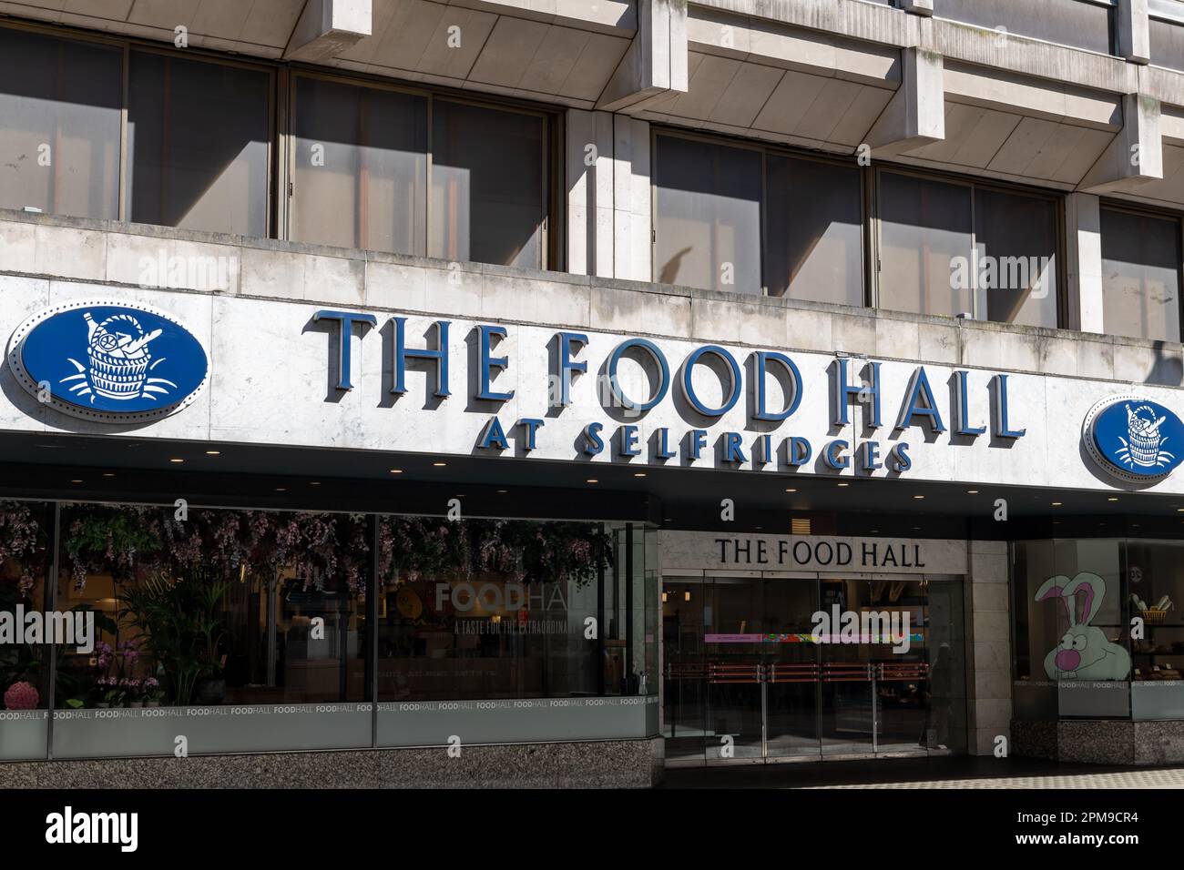 Londra. UK- 04.09.2023. Vista esterna del Food Hall di Selfridges. Foto Stock