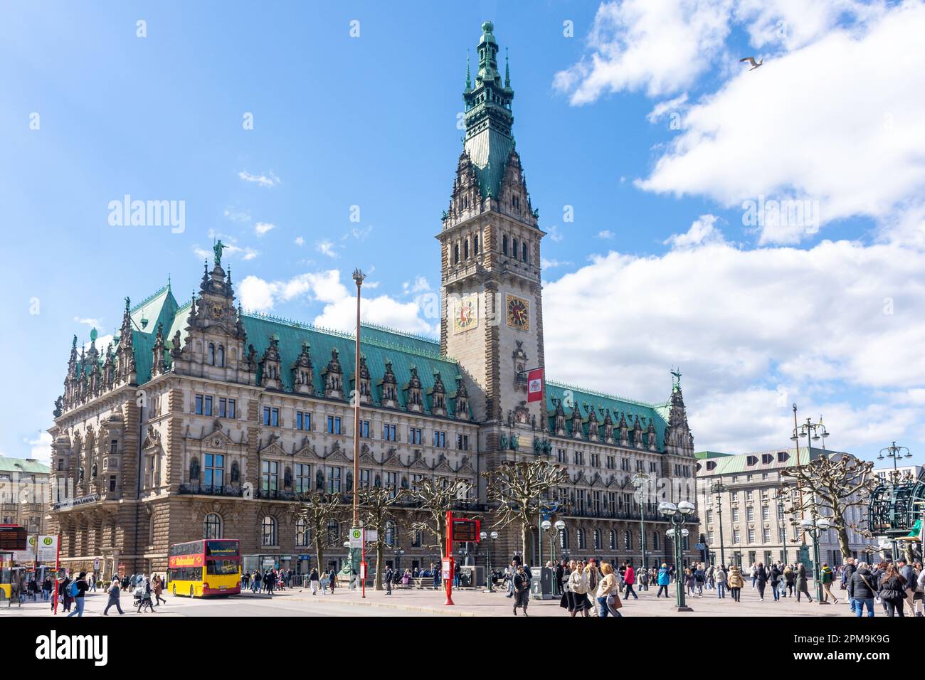 Hamburger Rathaus (Municipio di Amburgo), Rathausplatz , Amburgo, Repubblica federale di Germania Foto Stock