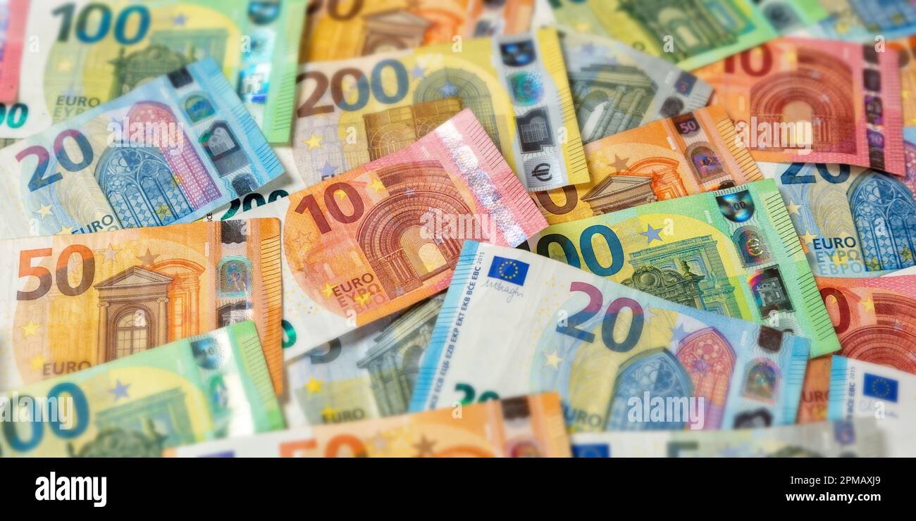 Banconote in euro conto risparmio denaro sfondo pagare finanze banner banconote in euro ricco Foto Stock