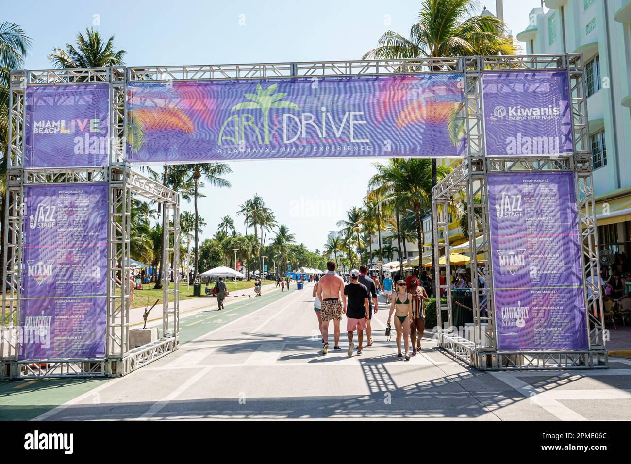 Miami Beach Florida, Miami Beach Live Carnaval Experience, Spring Break Breakers, Ocean Art Drive, uomo uomo maschio, donna donna donna donna donna donna donna donna donna, adulti, resid Foto Stock