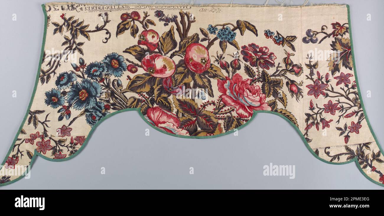 Valance con Chef (Francia); Azienda: Wetter Freres (Francia); cotone a tela, foderato con lino a tela, rifinito con seta a tela; Warp: 48cm (19in.). Trama:109cm (43in.) La grembialatura sagomata è composta da 3 pezzi. Nessuna cimosa nelle cuciture. Schema: Non presente. Foto Stock