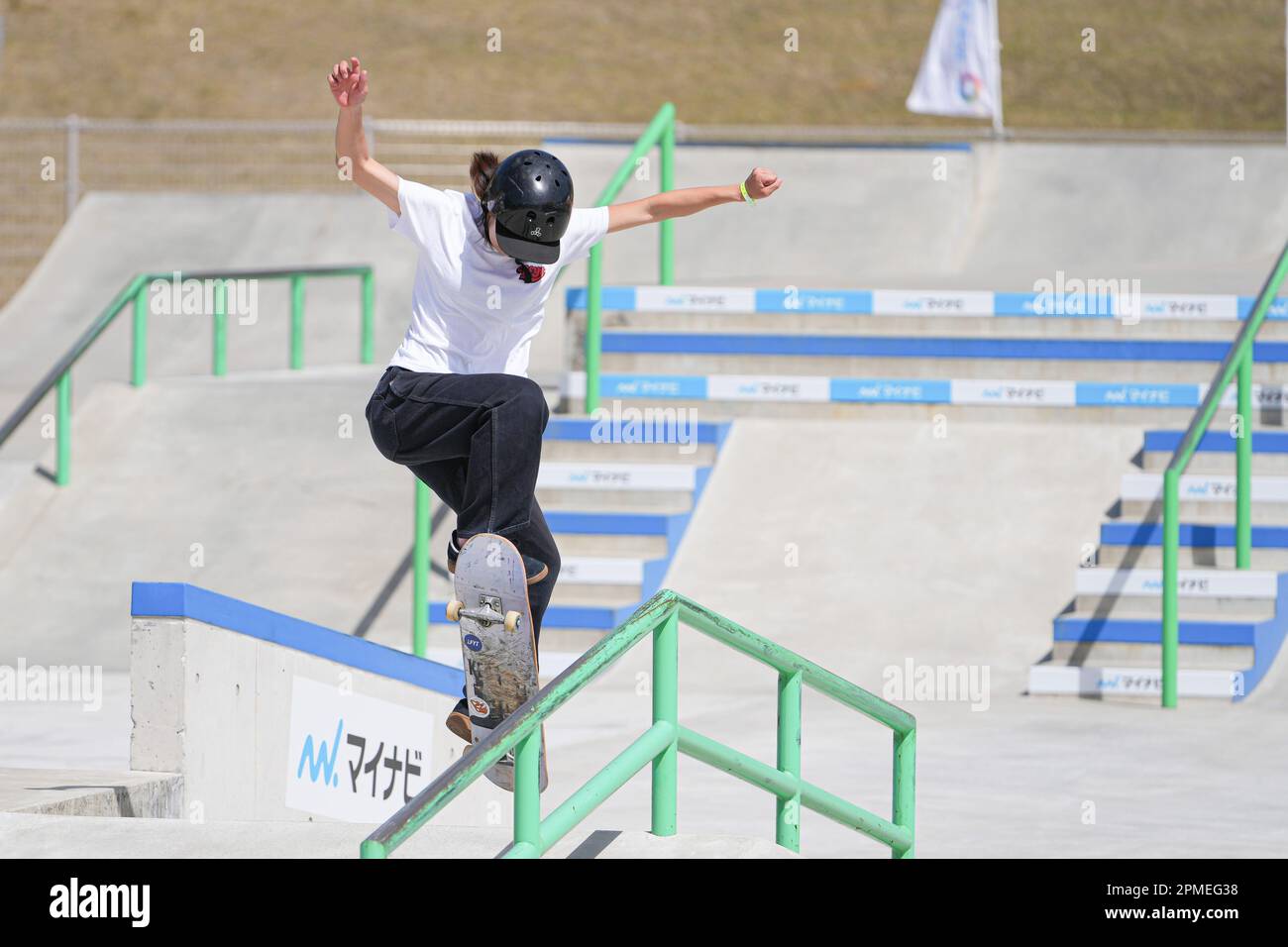 Ibaraki, Giappone. 13th Apr, 2023. Nanaka Fujisawa Skateboarding : il 2nd Mynavi Skateboarding Giappone OPEN Women's Street Qualification a Murasaki Park Kasama a Ibaraki, Giappone . Credit: AFLO SPORT/Alamy Live News Foto Stock