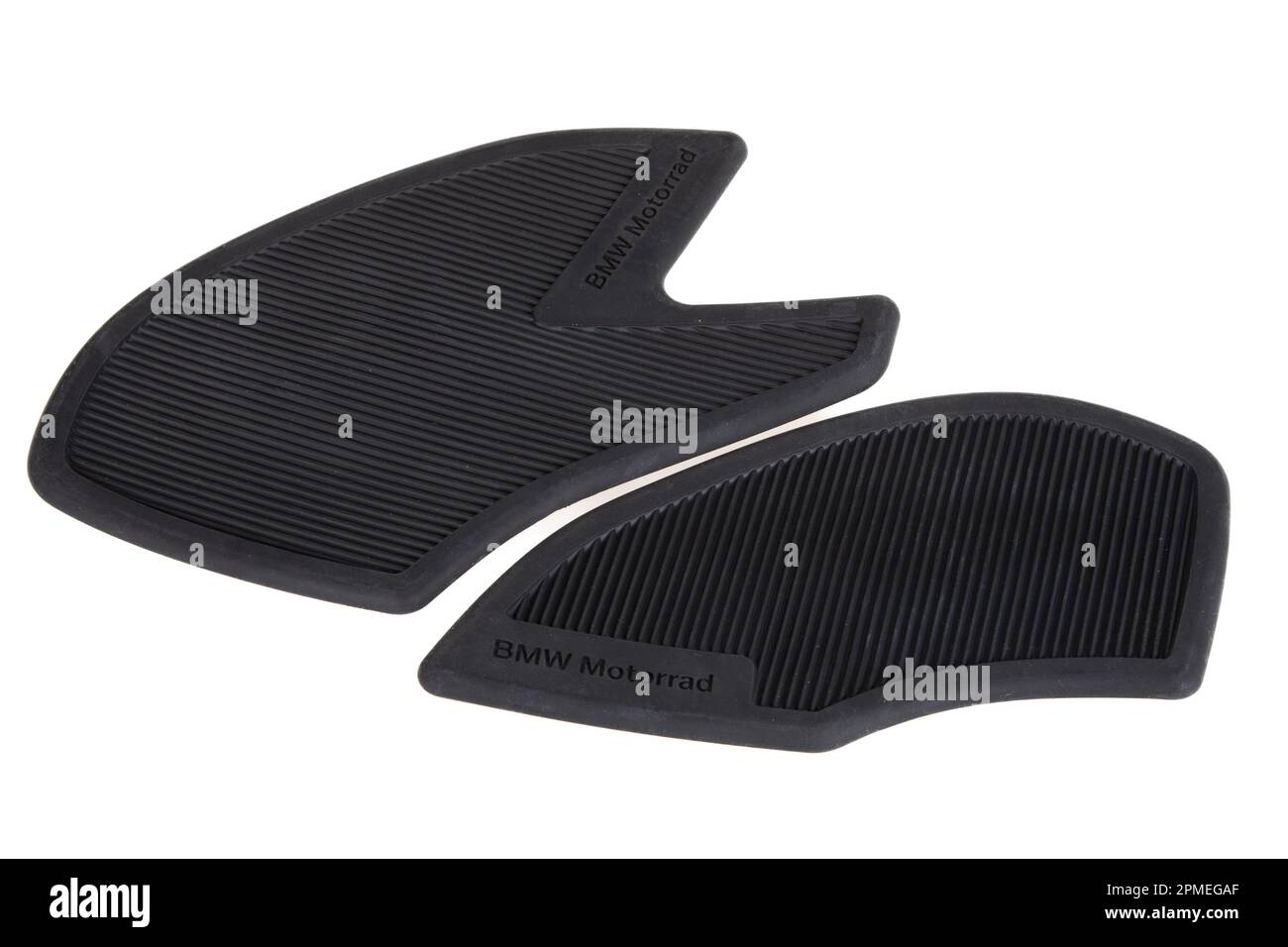 Bordeaux , Aquitaine France - 04 10 2023 : BMW motorrad nove t rivestimento in gomma per motociclo serbatoio carburante con segno di testo tedesco e marchio su sfondo bianco Foto Stock