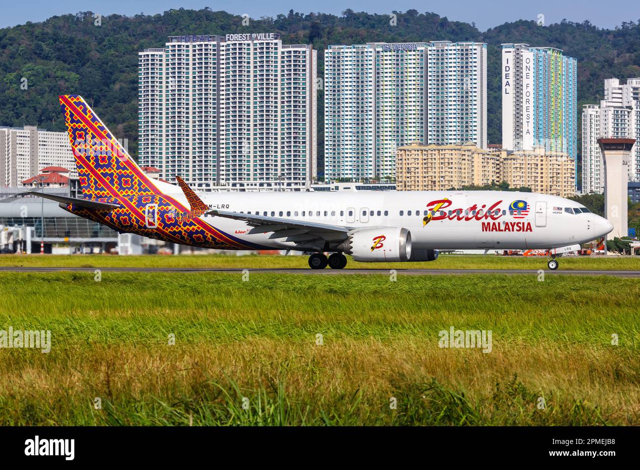 Penang, Malesia - 8 febbraio 2023: Batik Air Malaysia Boeing 737 MAX 8 aereo all'aeroporto di Penang in Malesia. Foto Stock