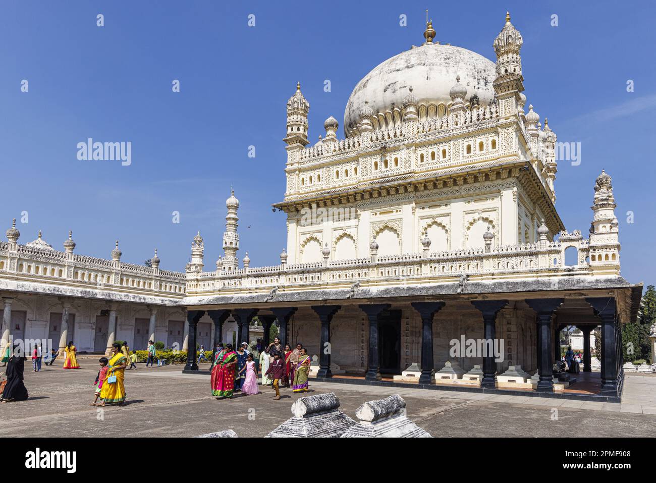 India, Karnataka, Srirangaptna, Gumbaz, Tipu Sultan e il suo mausoleo di famiglia Foto Stock