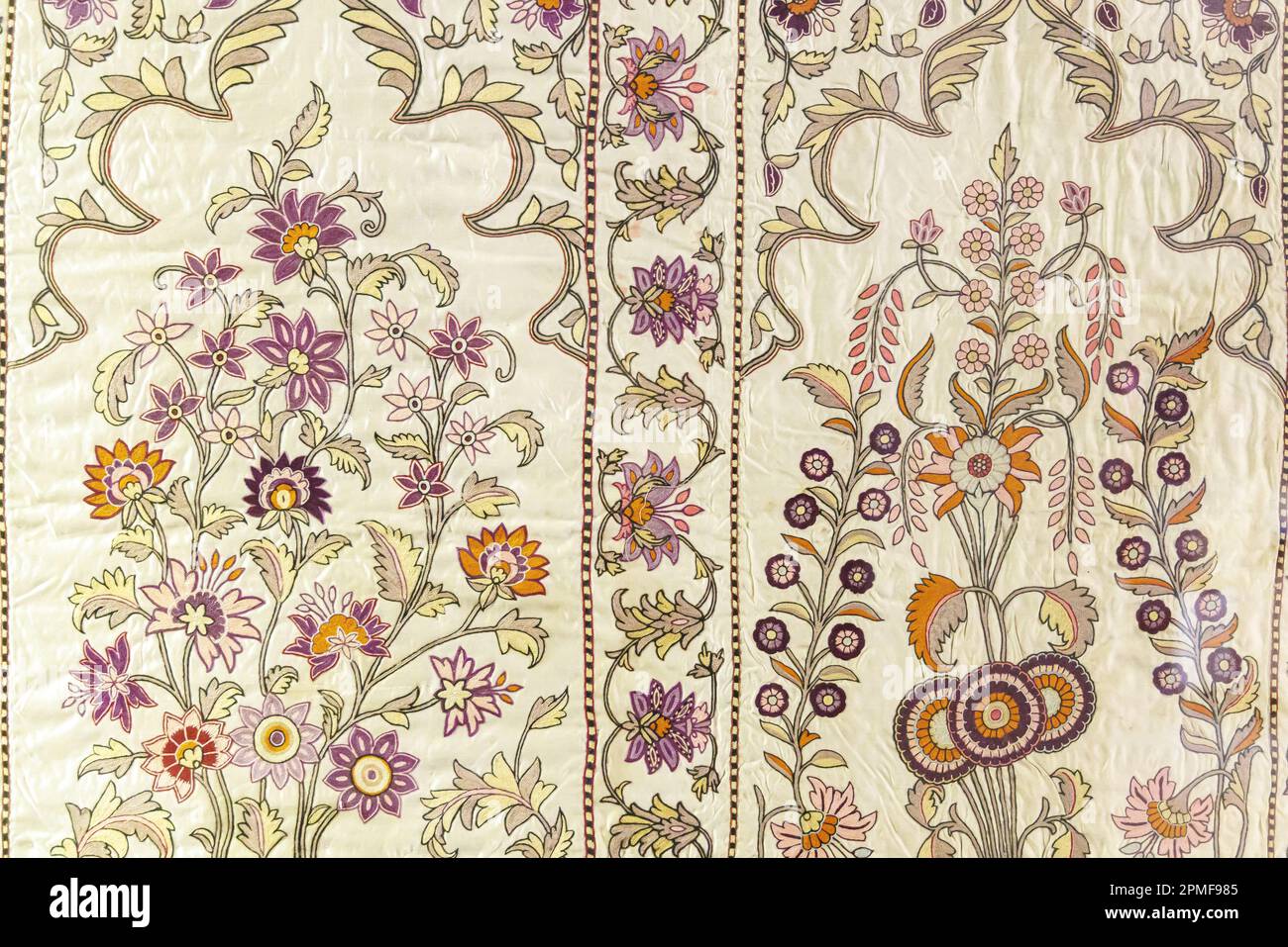 India, Gujarat, Bhuj, museo di Kutch, tessuto ricamato Foto Stock