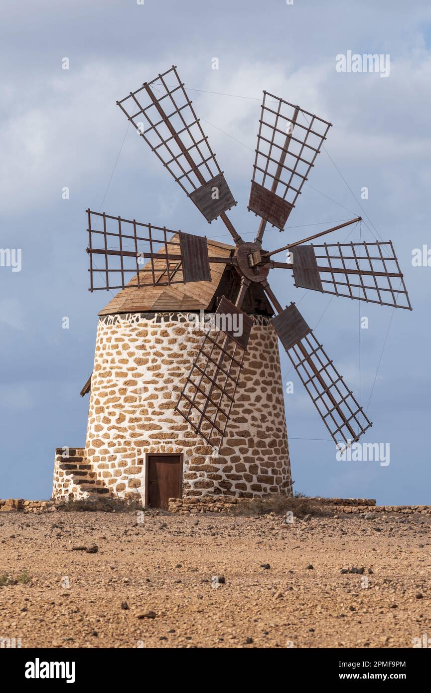 Spagna, Isole Canarie, Fuerteventura, Puerto del Rosario, Molino de Tefia, Mulino a vento Tefia Foto Stock