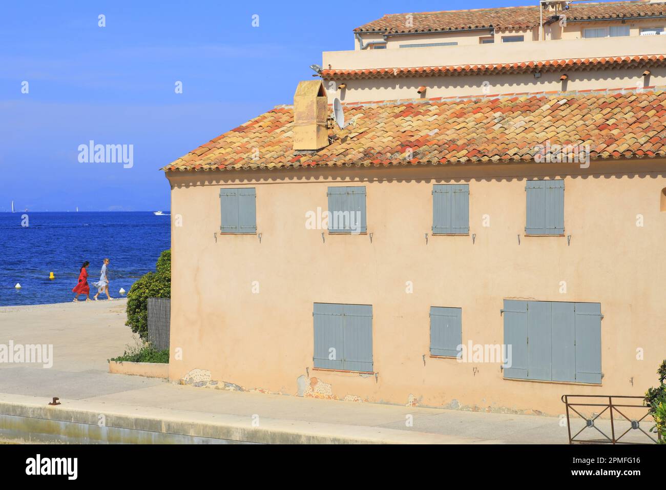 Francia, Var, Saint Tropez, Ponche Beach e il Quai de la Pesquiere Foto Stock
