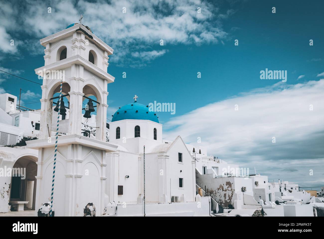 Chiese tipiche di Santorini a Oia, Santorini, Grecia Foto Stock Chiese tipiche di Santorini a Oia, Santorini, Grecia Foto Stock