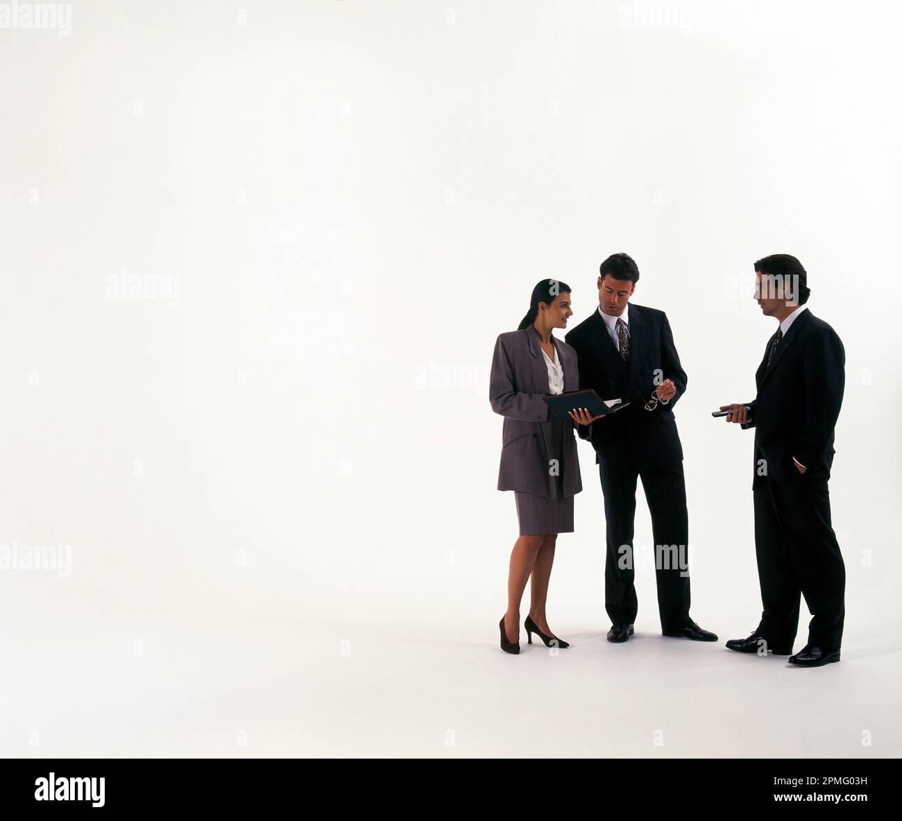 Business. Tre riunioni informali dei dirigenti in studio. Foto Stock