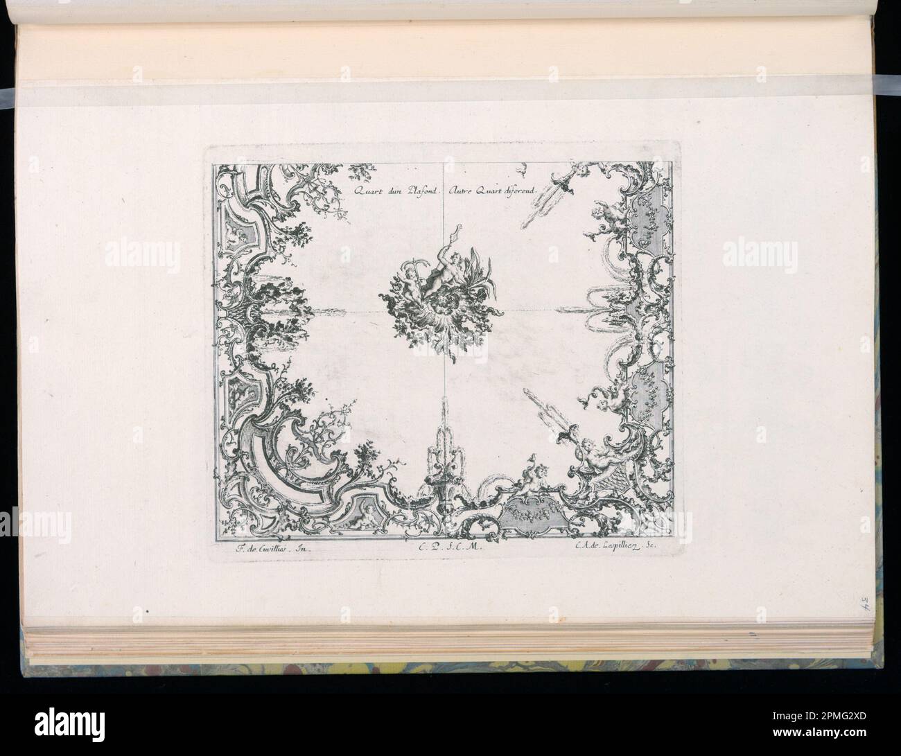 Stampa rilegata, disegno per ornamento da soffitto; progettato da Francois de Cuvilliés il Vecchio (Belgio, Germania attiva, 1695 - 1768); Print Maker: Carl Albert von Lespinliez (tedesco, 1723 - 1796); Germania; incisione e incisione su carta; 19,1 x 21,7 cm (7 1/2 x 8 9/16 in.) Foto Stock