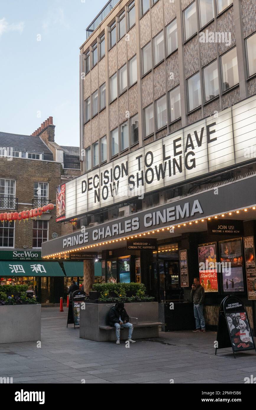 Il Prince Charles Cinema il 9th novembre 2022 a Londra nel Regno Unito. Credit: Notizie SMP / Alamy Live News Foto Stock