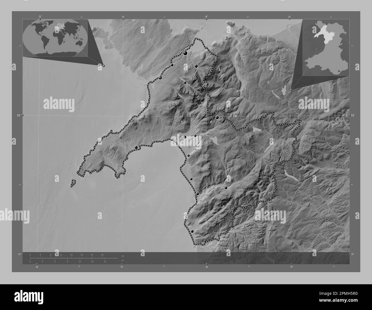 Gwynedd, regione del Galles - Gran Bretagna. Mappa in scala di grigi con laghi e fiumi. Posizioni delle principali città della regione. Pos. Ausiliario angolo Foto Stock