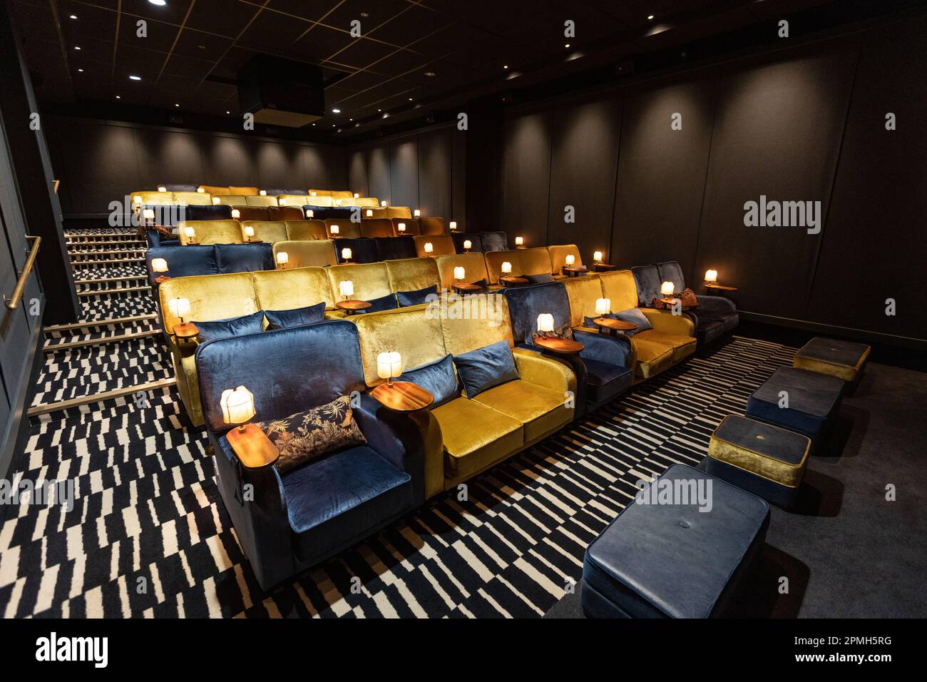 Il cinema Tivoli il 11th novembre 2022 a Bath in Inghilterra. Credit: Notizie SMP Foto Stock