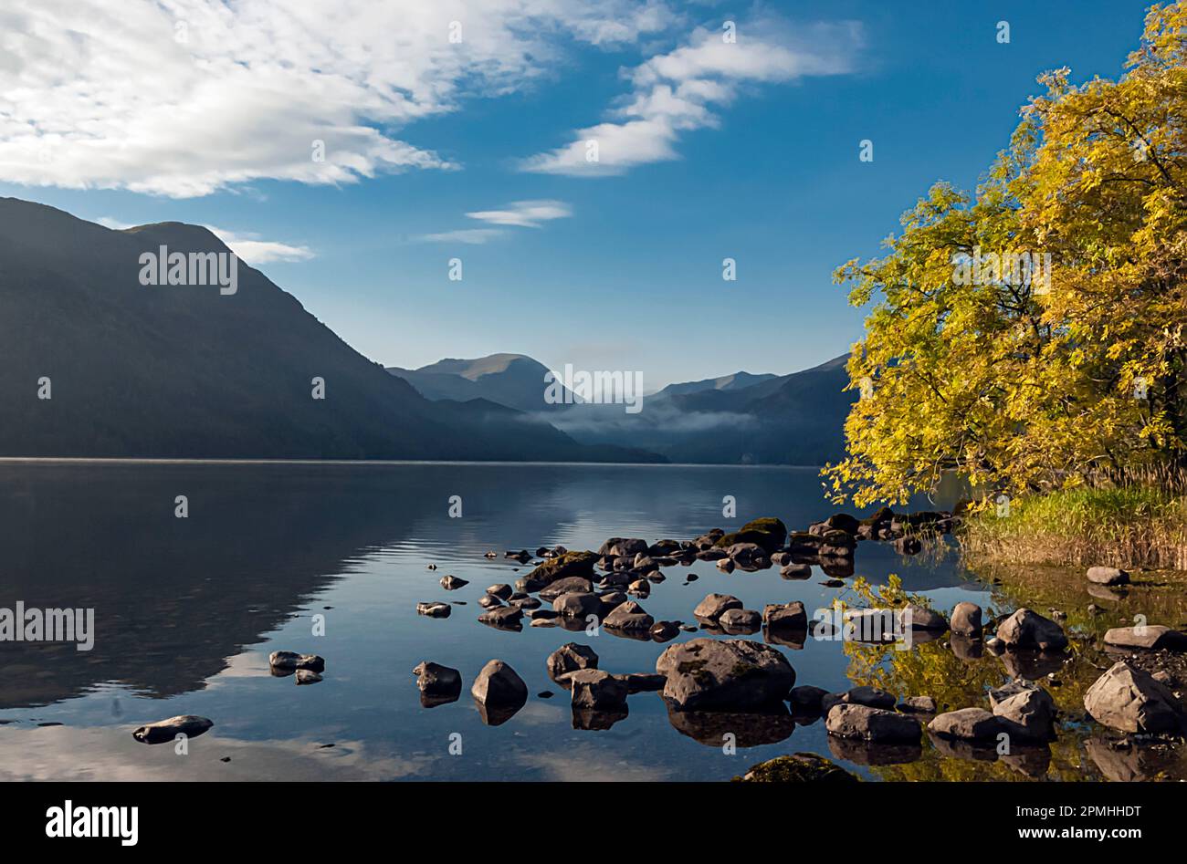 Luce mattutina, Ullswater, Lake District National Park, patrimonio dell'umanità dell'UNESCO, Cumbria, Inghilterra, Regno Unito, Europa Foto Stock