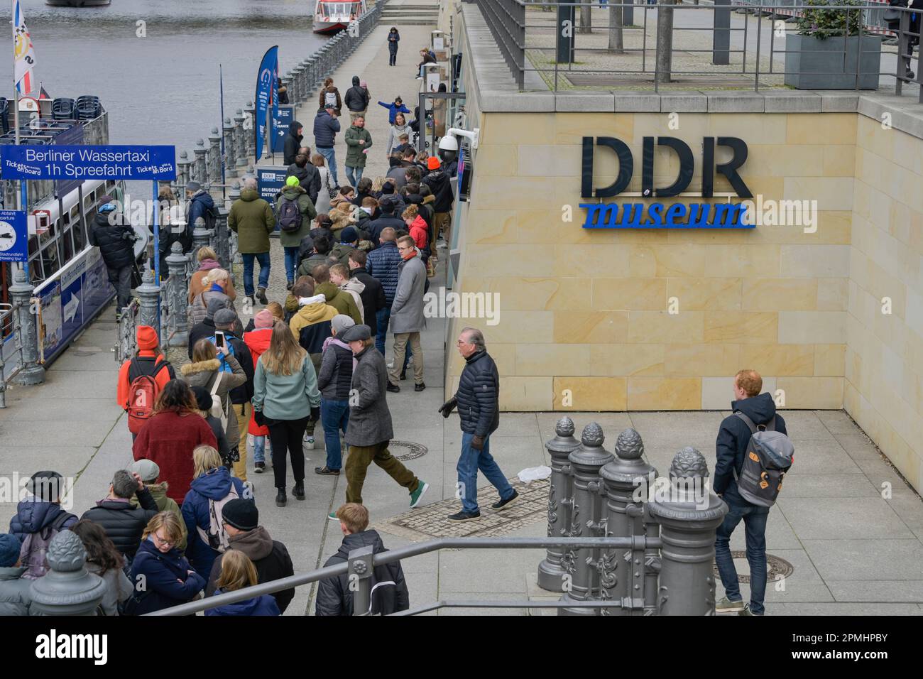 DDR Museum, vera Britain Ufer, Karl-Liebknecht-Straße, Mitte, Berlino, Germania Foto Stock