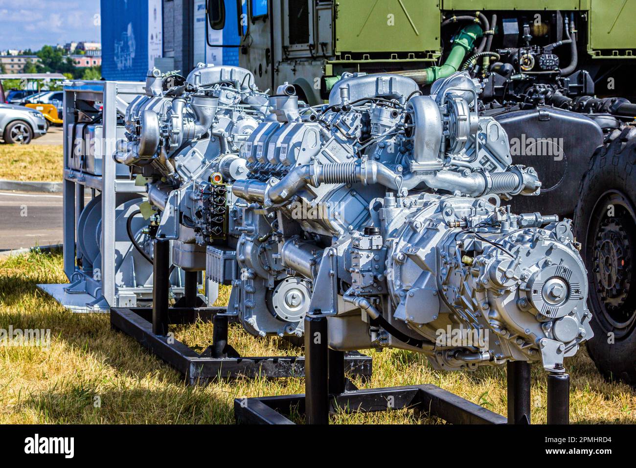 Motori a combustione interna per attrezzature militari dell'esercito russo alla mostra a Zhukovsky Foto Stock