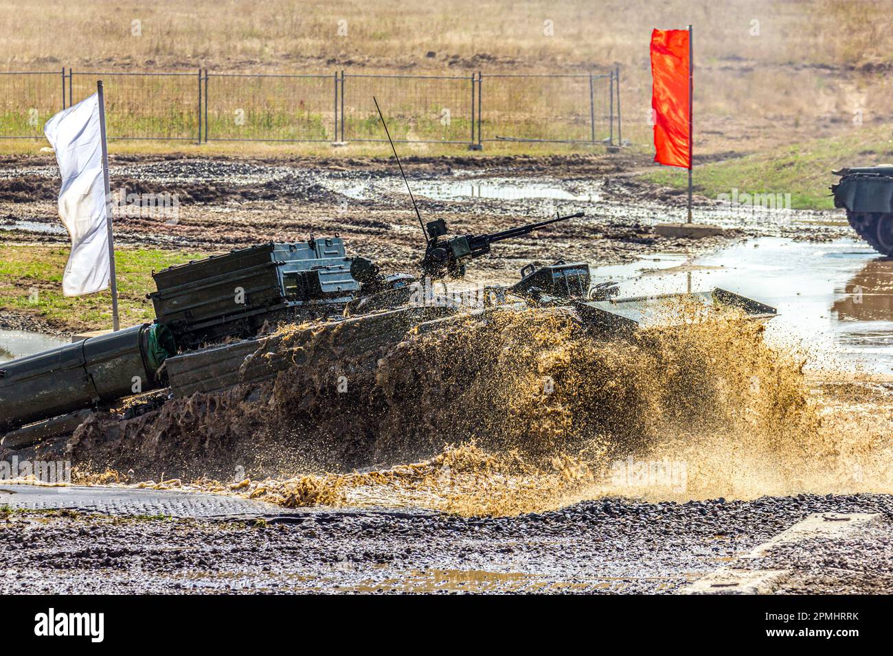 Veicolo di riparazione e recupero blindato BREM-1 dell'Esercito Russo in esibizioni dimostrative Foto Stock