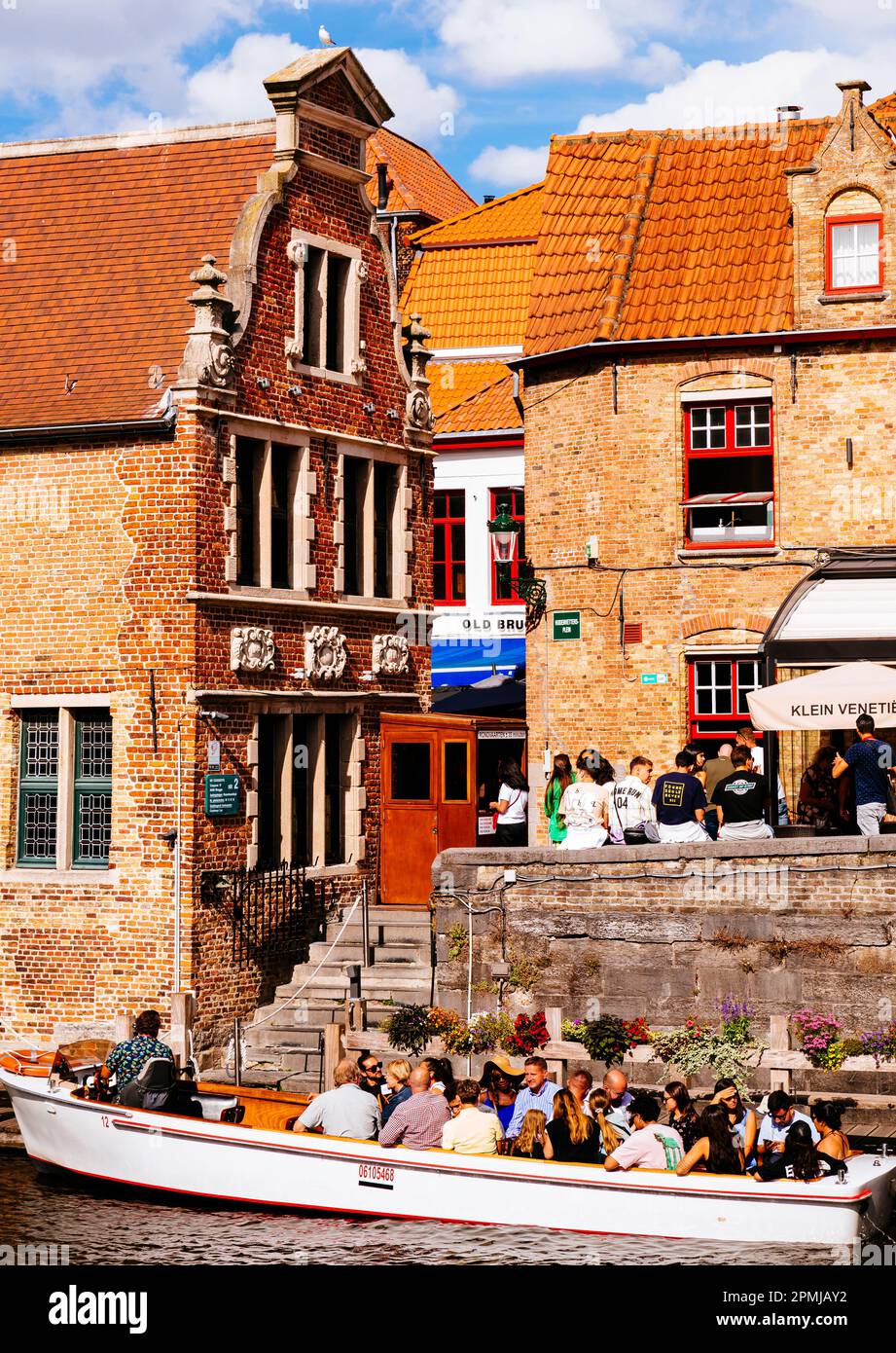 Quai del Rosario, molo di Rosario, centro storico di Bruges, Fiandre Occidentali, Belgio, Europa Foto Stock