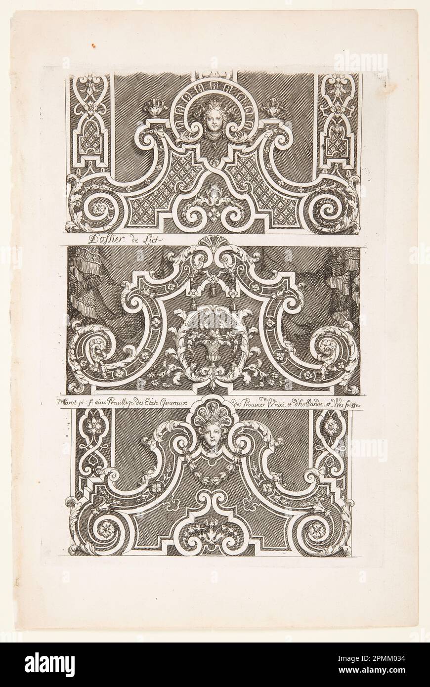 Stampa, disegni per le schede; Daniel Marot (francese, attivo nei Paesi Bassi e in Inghilterra, 1661–1752); Paesi Bassi; incisione e inchiostro nero su carta bianca; totale: 34 x 22,5cm (13 3/8 x 8 7/8in.) Platemark: 27,5 x 19 cm (10 13/16 x 7 1/2 pollici) Foto Stock