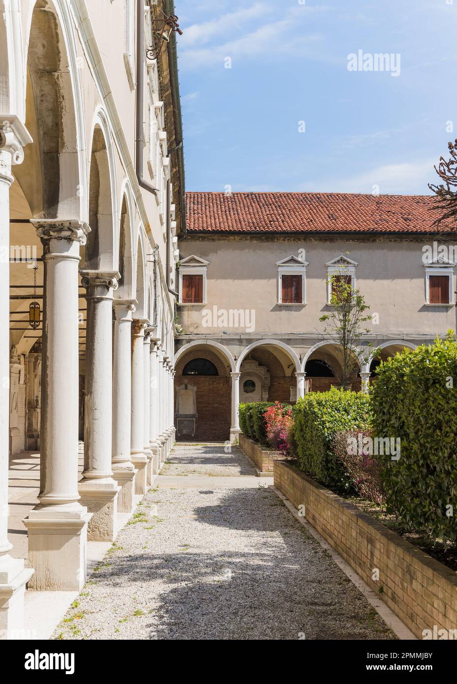 Particolare architettonico del cimitero di San Michele a Venezia Foto Stock