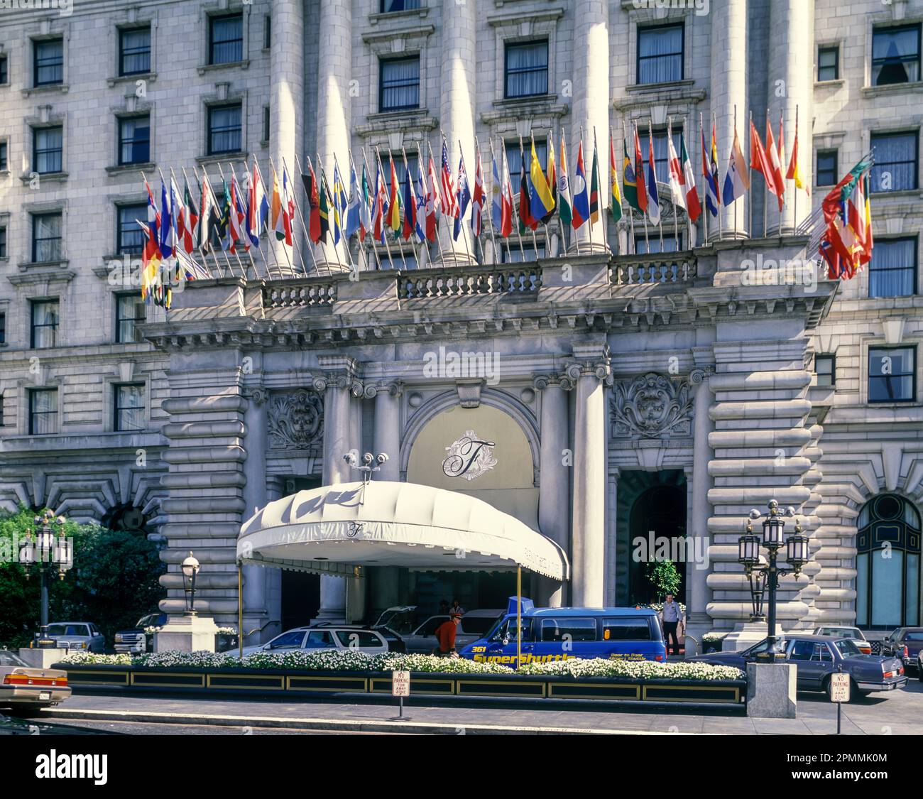 1992 INGRESSO STORICO DELL'HOTEL FAIRMONT (©JAMES W & MERRIT J REID 1903) KNOB HILL SAN FRANCISCO CALIFORNIA USA Foto Stock