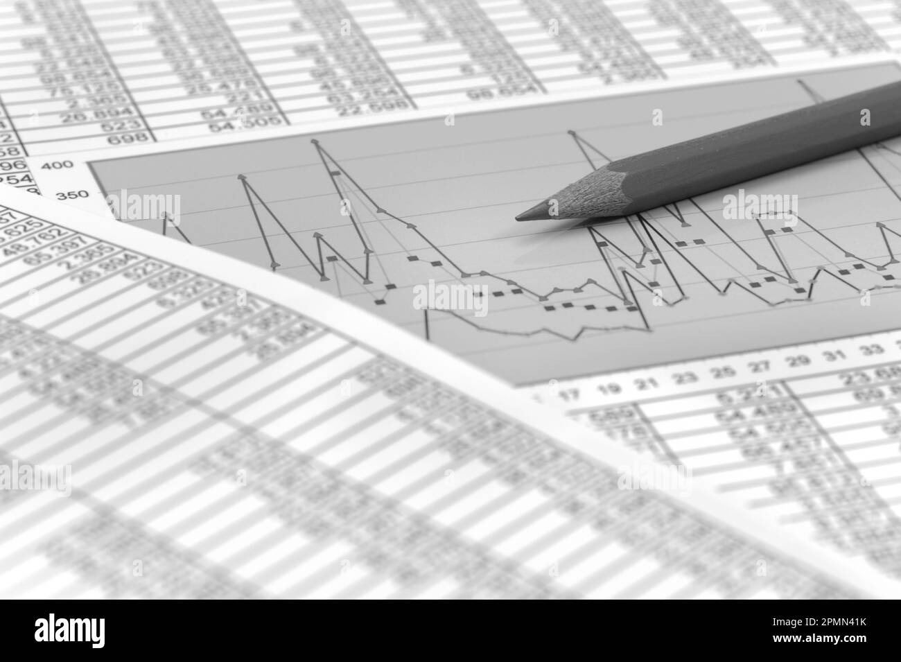 finanza, economia aziendale con grafico e dati Foto Stock