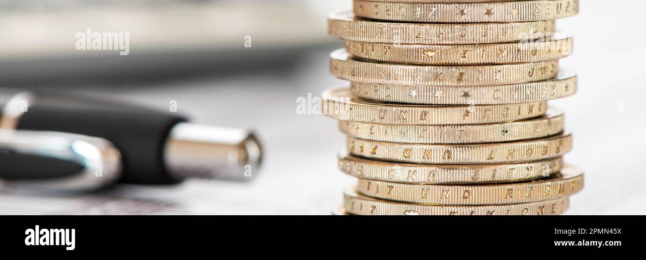 finanza, economia aziendale con grafico e dati Foto Stock