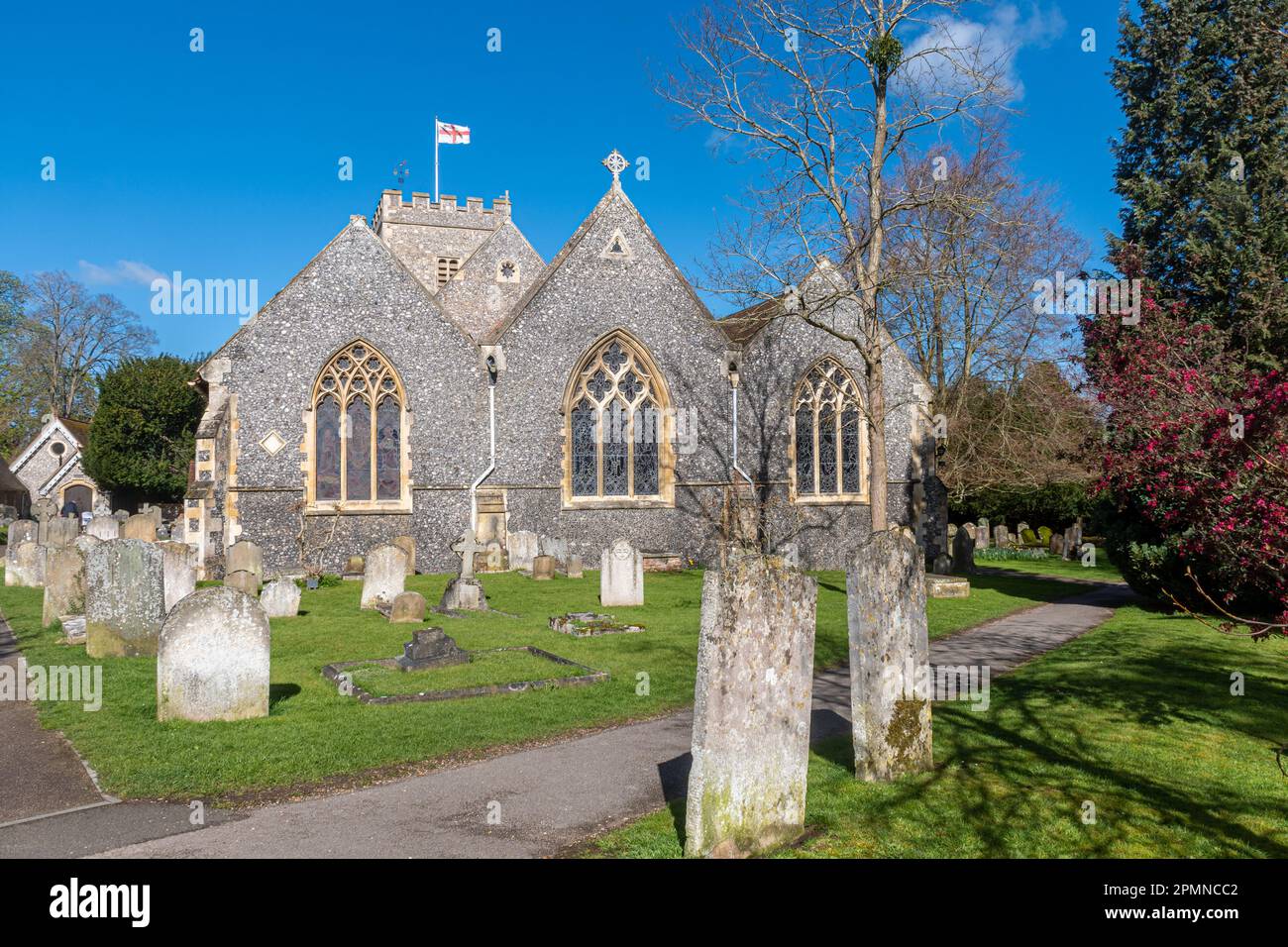 St Andrew's Church, una chiesa parrocchiale nel villaggio di Sonning-on-Thames, Berkshire, Inghilterra, Regno Unito, un edificio classificato di livello II* Foto Stock