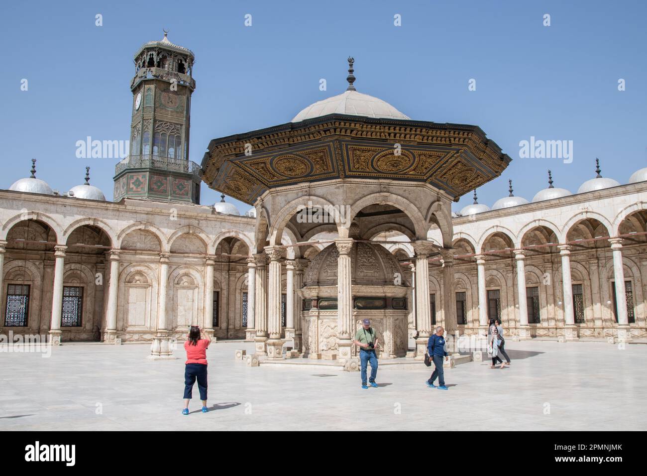 La fontana dell'abluzione nel cortile della Moschea di Muhammad Ali alla Cittadella del Cairo / Cittadella Saladino al Cairo, Egitto Foto Stock