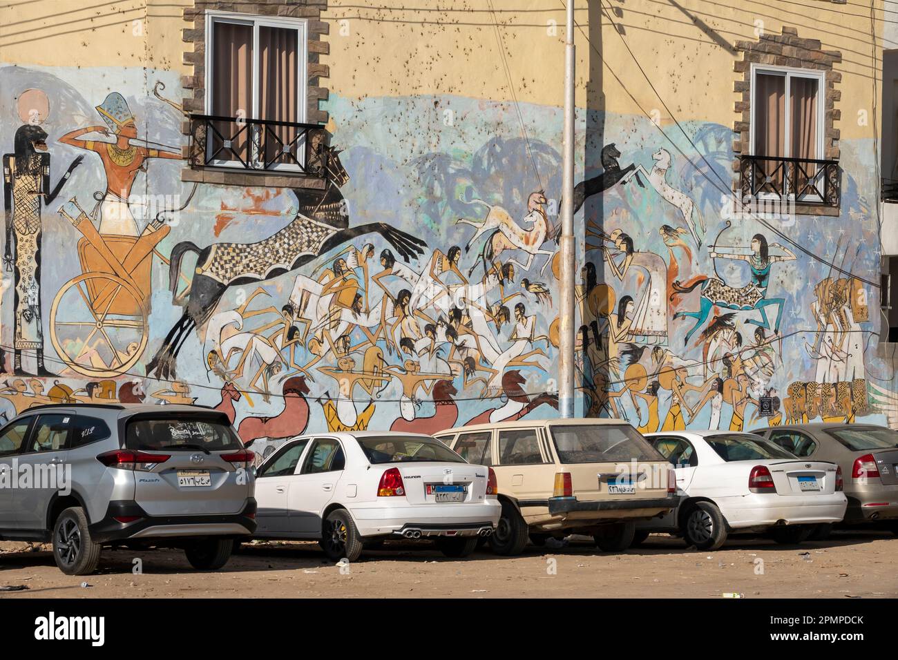 Murale di strada a Luxor, Egitto Foto Stock