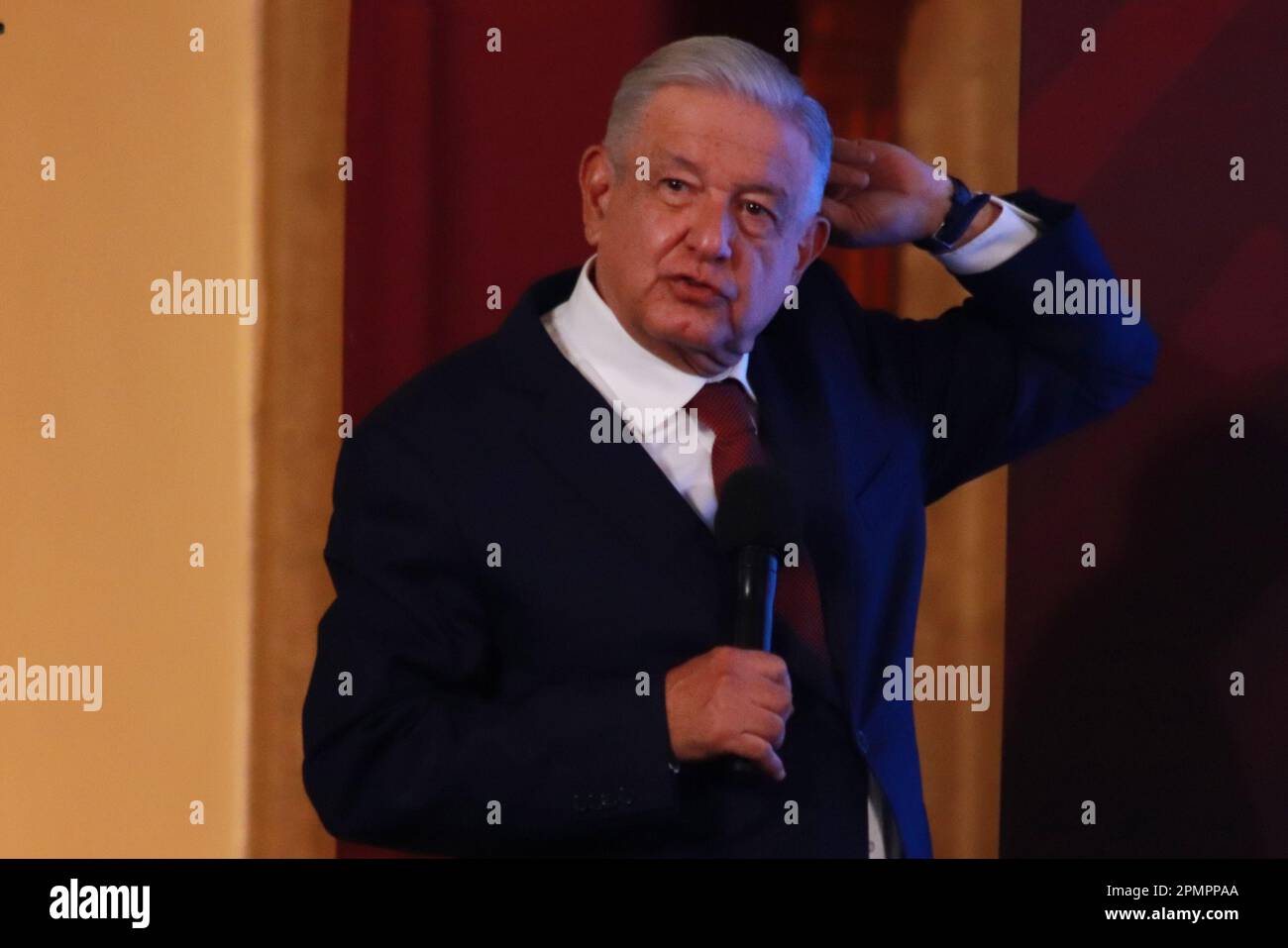 Città del Messico, Messico. 14th Apr, 2023. Il presidente del Messico, Andres Manuel Lopez Obrador, parla questo venerdì durante la sua conferenza informativa al Palazzo Nazionale. Il 14 aprile 2023 a Città del Messico. (Credit Image: © Carlos Santiago/eyepix via ZUMA Press Wire) SOLO PER USO EDITORIALE! Non per USO commerciale! Foto Stock