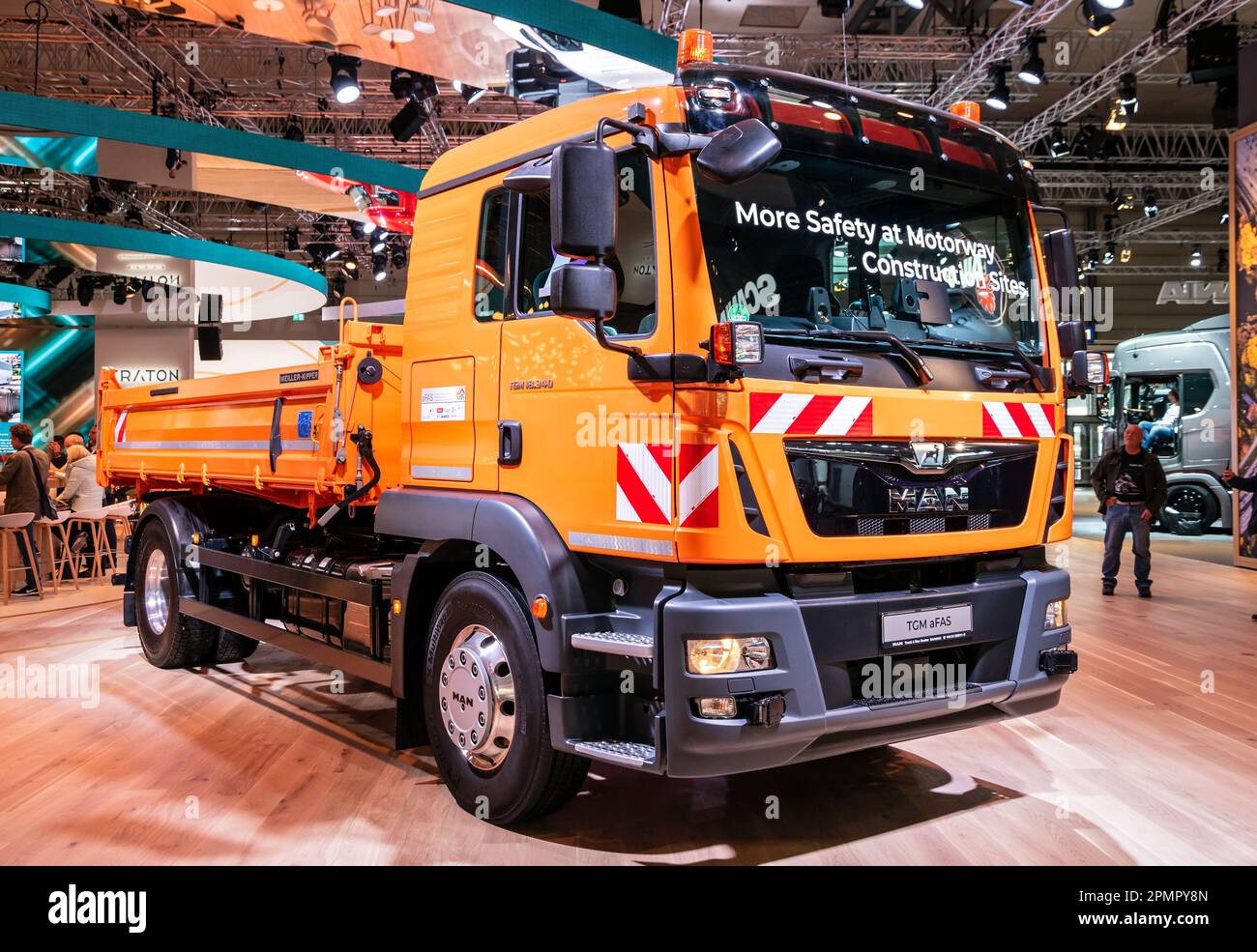 MAN TGM 18,340 AFAS veicolo di sicurezza autonomo e senza equipaggio al Salone IAA di Hannover. Germania - 27 settembre 2018 Foto Stock