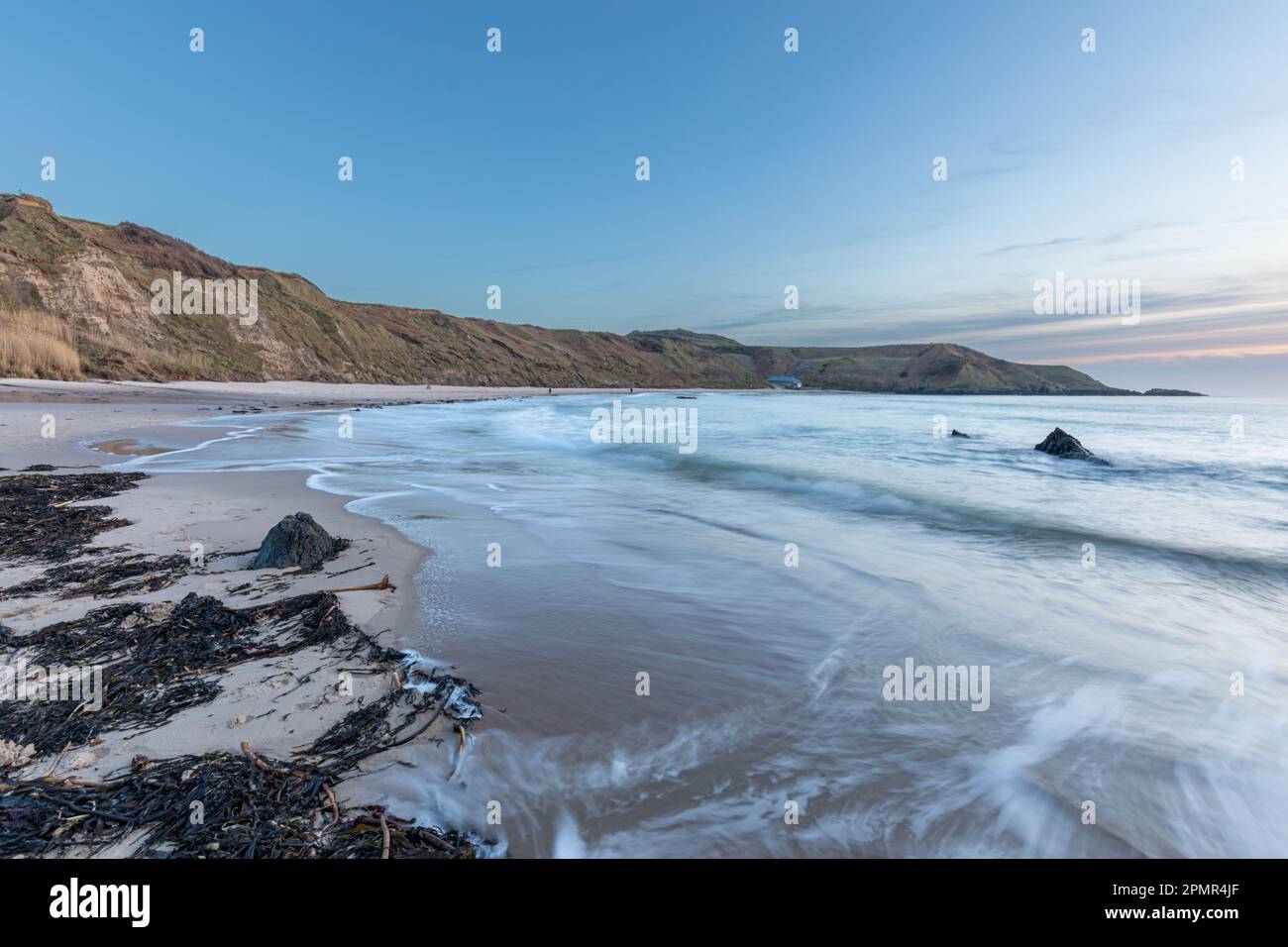 Porthor (spiaggianti sabbie) spiaggia e baia, Llyn Peninusla, Galles Foto Stock