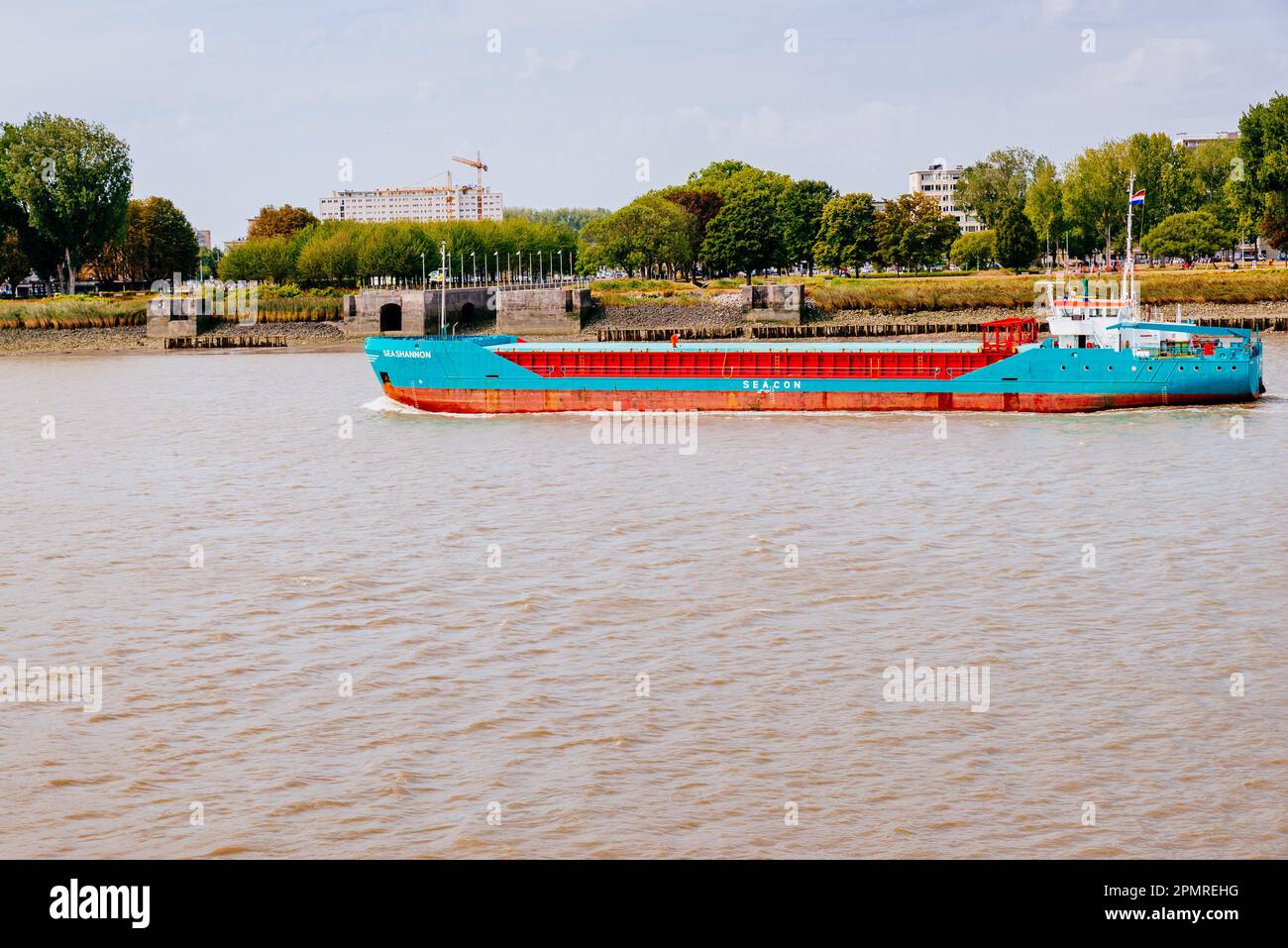 SEA SHANNON, General Cargo nave, navigando il fiume Scheldt. Anversa, Regione fiamminga, Belgio, Europa Foto Stock