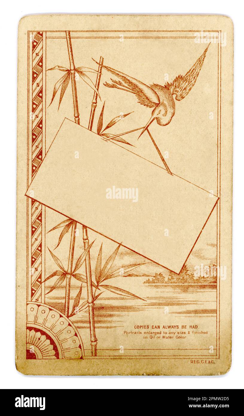 Retro della bella e affascinante CDV vittoriana (carte de visite o biglietto da visita) con spazio per il proprio testo o messaggio, spazio per inviti/copie. Il design orientale è tipico del tardo periodo vittoriano. Dallo studio Geo (George) E. Organ 215 The Grove, Hammersmith, Londra, c. 1898 Foto Stock