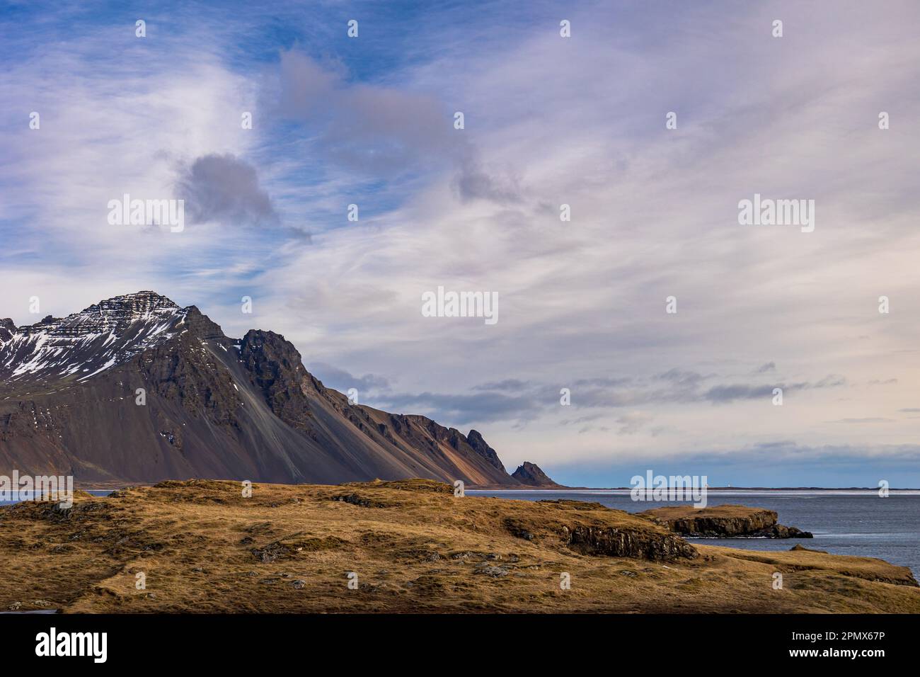 Stokksnes rappresenta un luogo perfetto per fotografi e amanti della natura Foto Stock