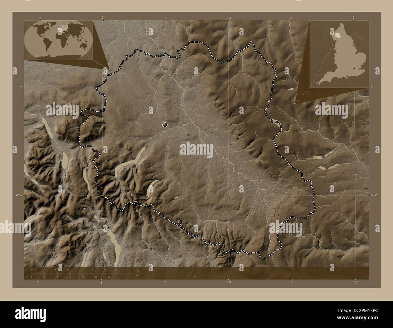 Eden, distretto non metropolitano dell'Inghilterra - Gran Bretagna. Mappa dell'altitudine colorata in tonalità seppia con laghi e fiumi. Mappe delle posizioni ausiliarie degli angoli Foto Stock